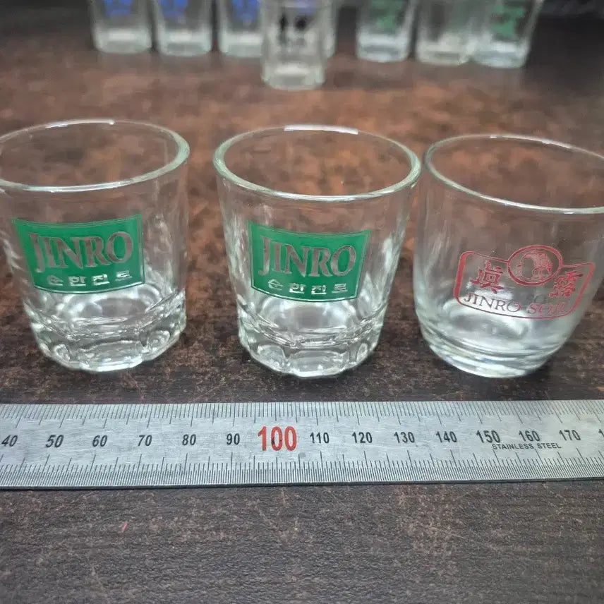 [BUNJANG] Vintage Soju Glassware Set (27 Pieces) / 1980-90년대 소주잔 금복주 경월 진로 무학 금복잔등 27점
