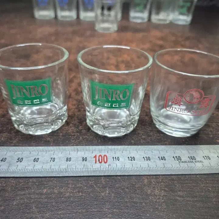 [BUNJANG] Vintage Soju Glassware Set (27 Pieces) / 1980-90년대 소주잔 금복주 경월 진로 무학 금복잔등 27점