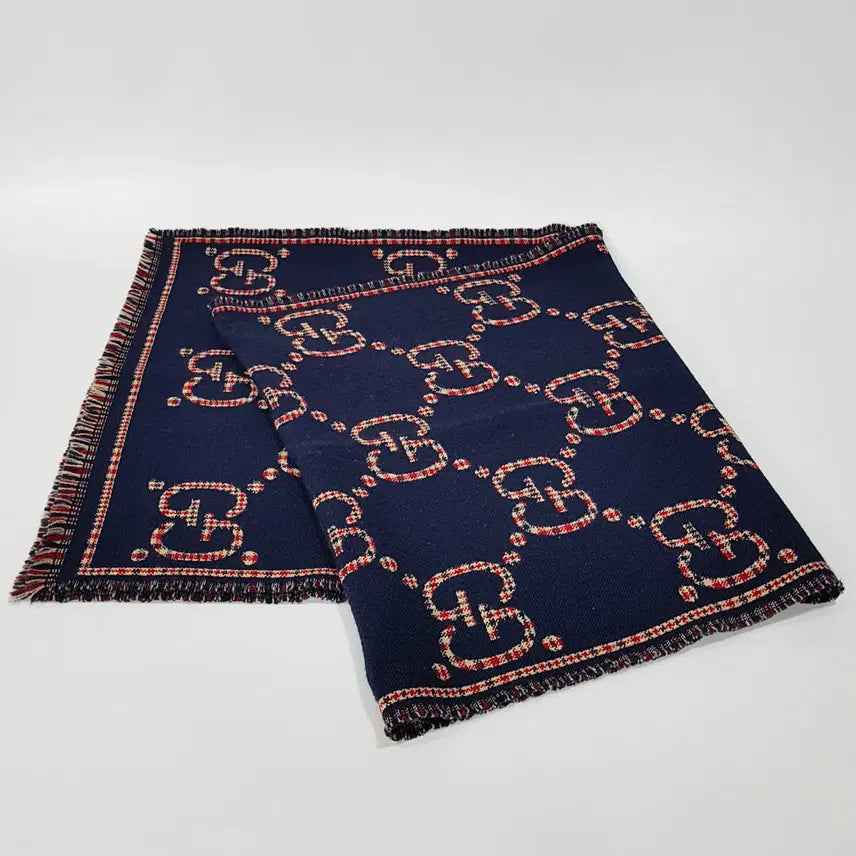 [BUNJANG] Gucci GG Check Jacquard Wool Muffler / 정품) 구찌 GG 체크 자카드 울 머플러 660025