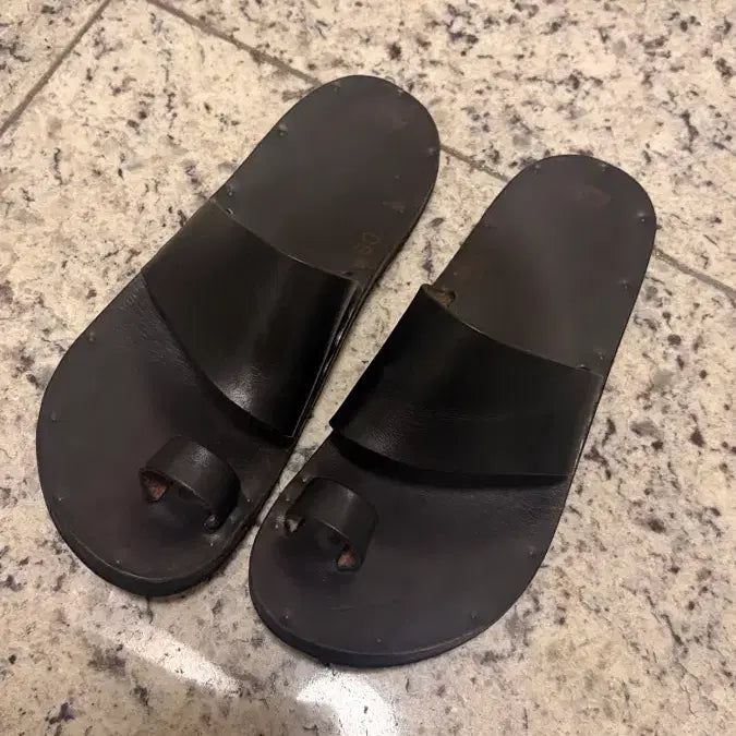 [BUNJANG] Jutta Neumann Alice Leather Sandals / jutta neumann 쥬타뉴먼 주타뉴먼 엘리스 265 D8