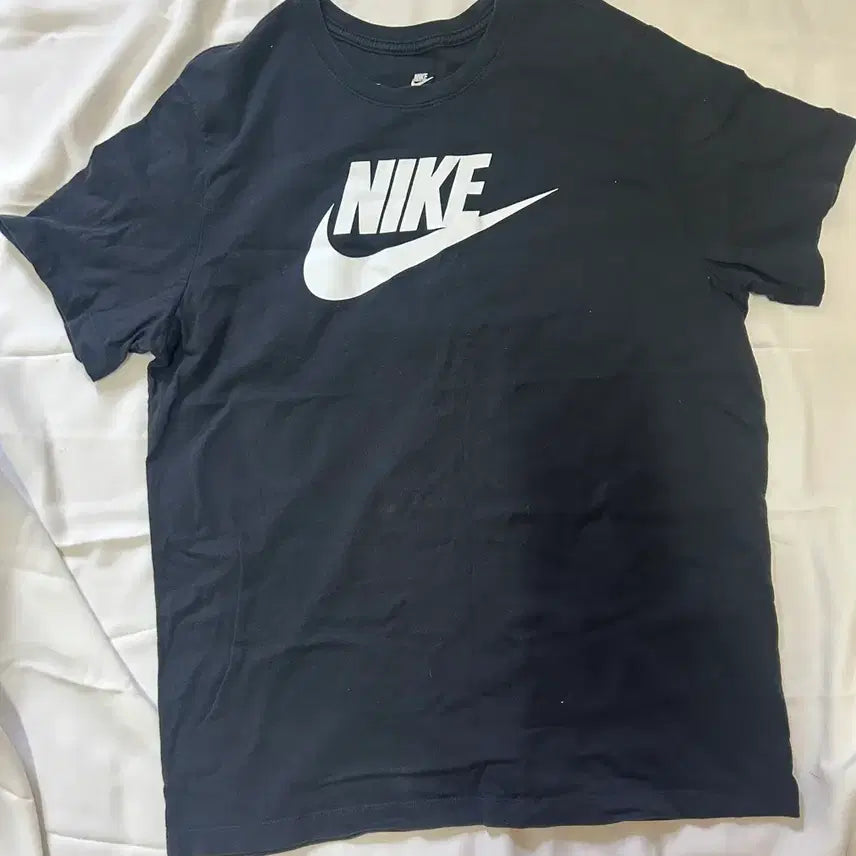 [BUNJANG] Nike Black Short Sleeve T-shirt XL / 나이키 검정 반팔 티셔츠 XL .(64)
