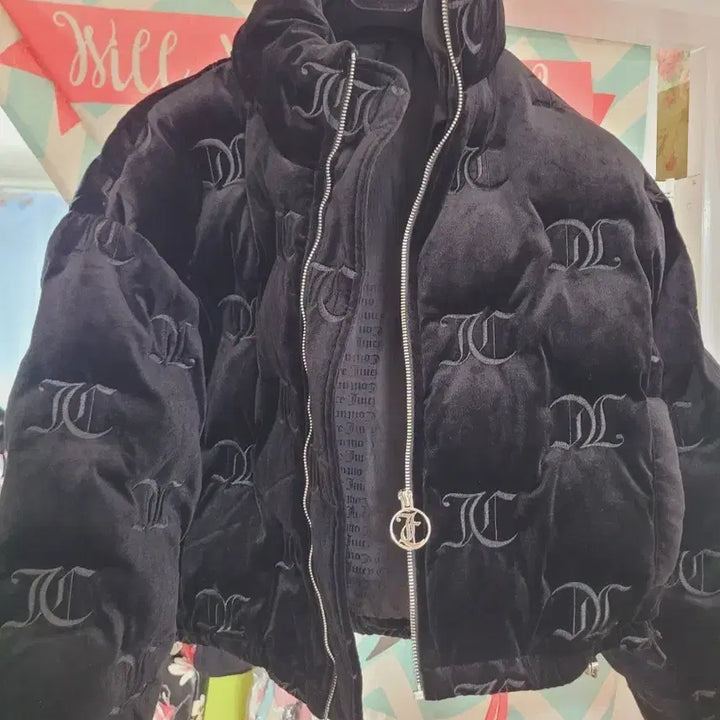 [BUNJANG] Juicy Couture Velvet Padded Jacket / Juicy Couture 벨벳 패딩