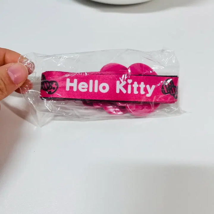 [BUNJANG] Hello Kitty Popcorn Bucket Bag (Plastic) / 헬로키티 팝콘통? 가방? (플라스틱 재질)