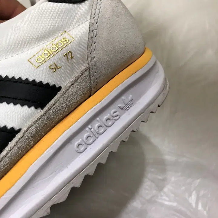 [BUNJANG] Adidas Sneakers 235MM / 아디다스 운동화 235MM@9951