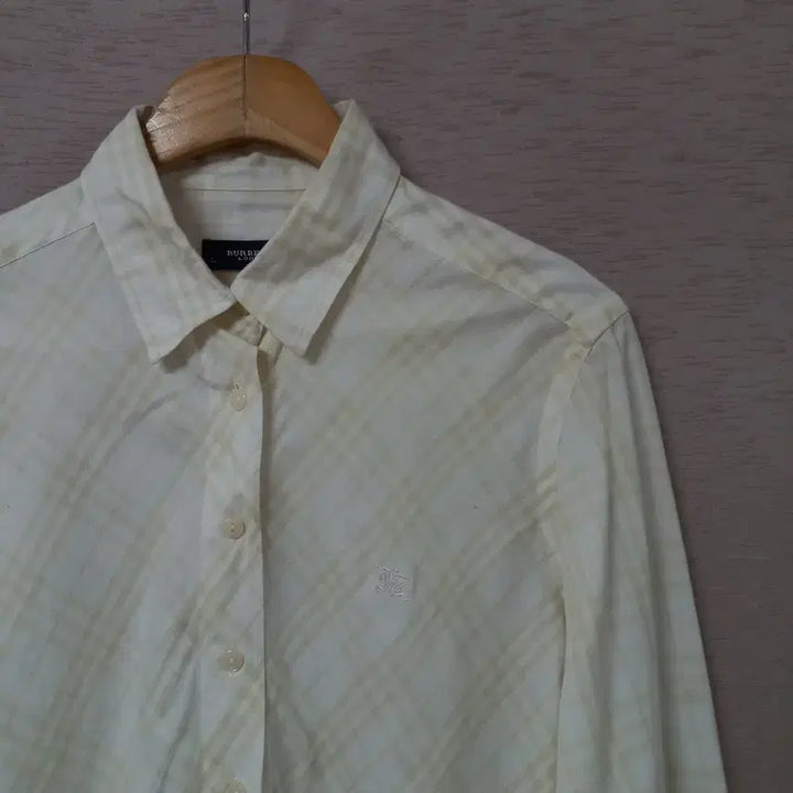 [BUNJANG] Ivory Check Shirt Women&