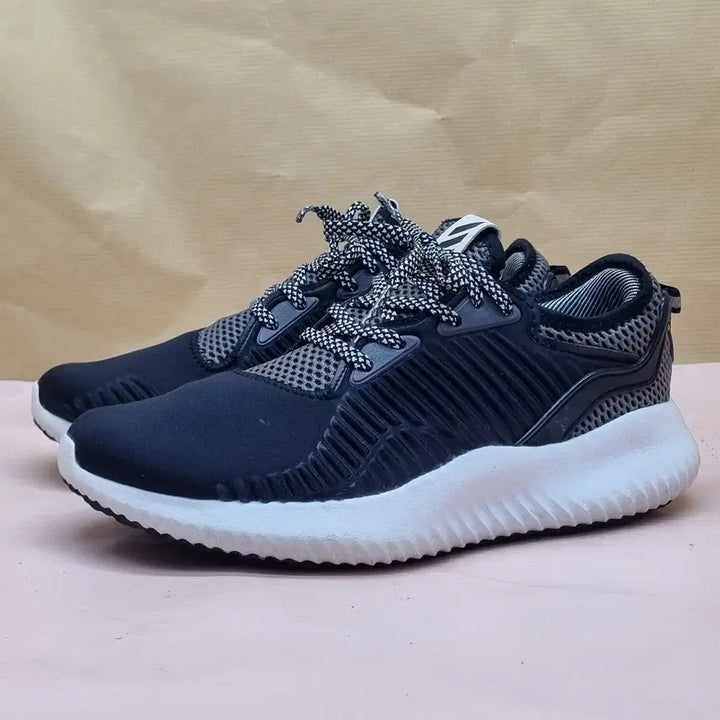 [BUNJANG] Adidas AlphaBounce Luxe Running Shoes (220) / 아디다스 알파바운스 럭스 런닝화220