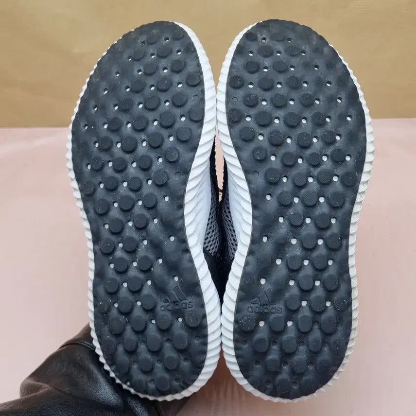 [BUNJANG] Adidas AlphaBounce Luxe Running Shoes (220) / 아디다스 알파바운스 럭스 런닝화220