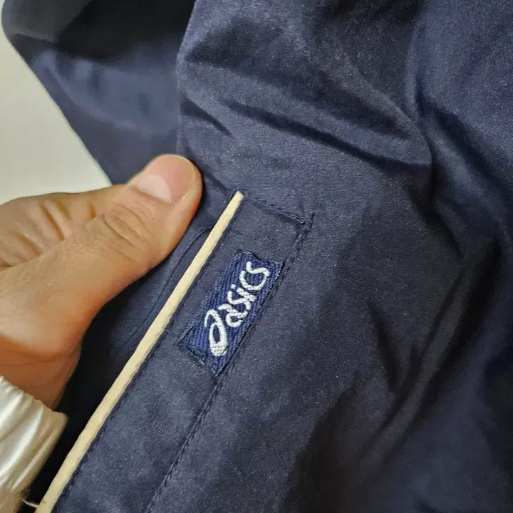 [BUNJANG] Asics Navy Windbreaker Jacket (Size 95) / 아식스 네이비 바람막이 자켓 95