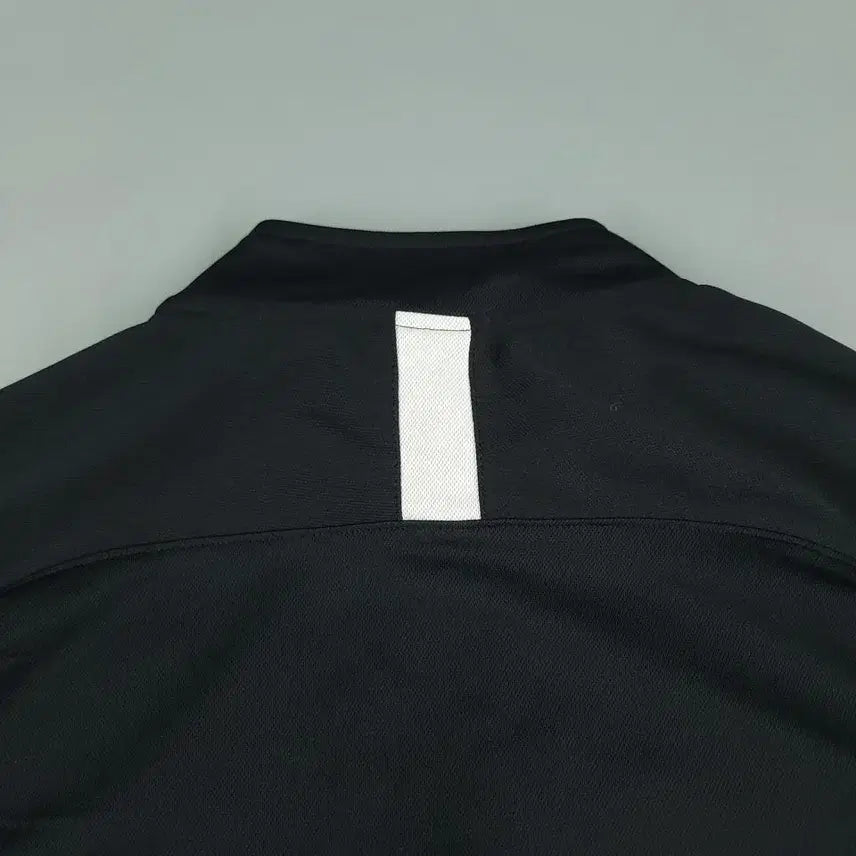 [BUNJANG] Nike Reglan Dry-Fit Track Top / 나이키 블랙 화이트 배색 스우시 로고 레글런 드라이핏 트랙탑 집업 져지