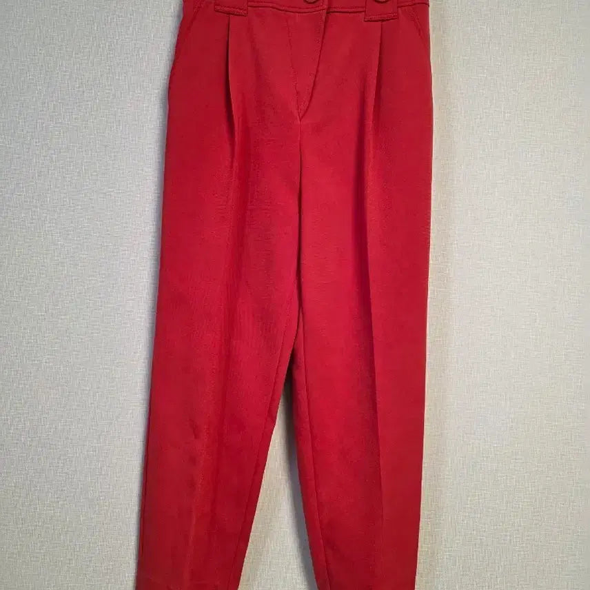 [SOLD OUT] 럭키슈에뜨 레드 컬러 핀턱  팬츠