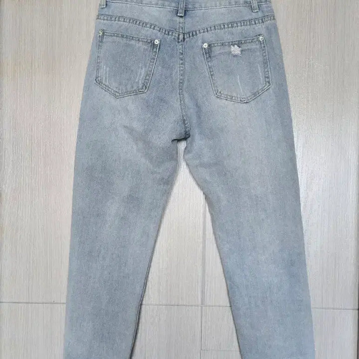 [SOLD OUT] 사이즈 28~29/ 자수 찢청바지