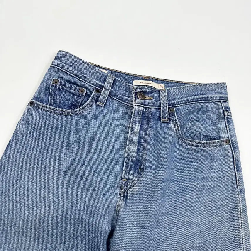 [SOLD OUT] (25) 리바이스 여성 벌룬핏 데님팬츠