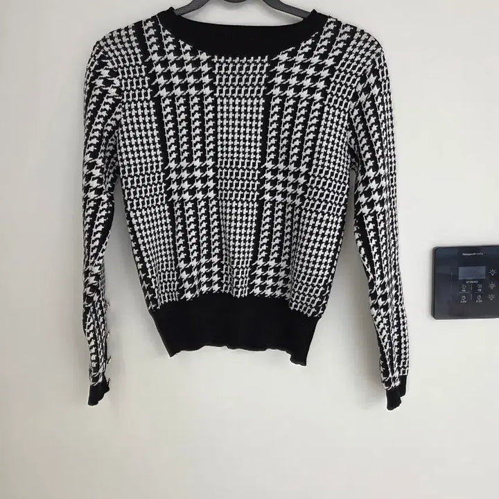 [BUNJANG] Houndstooth Knit Sweater / 하운드체크 니트