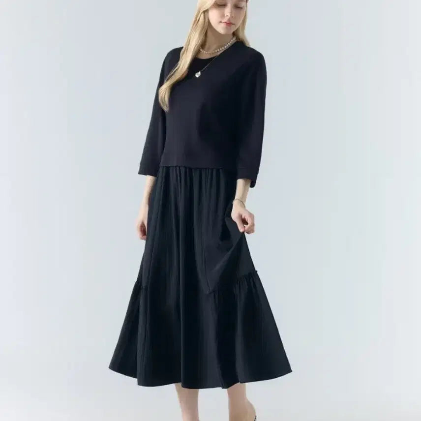 [BUNJANG] The Handmade Natural Shirred Sweat Dress (Black, Size 66) / [더핸드메이드] 내추럴 셔링 스웻 원피스 (블랙 66 사이즈)