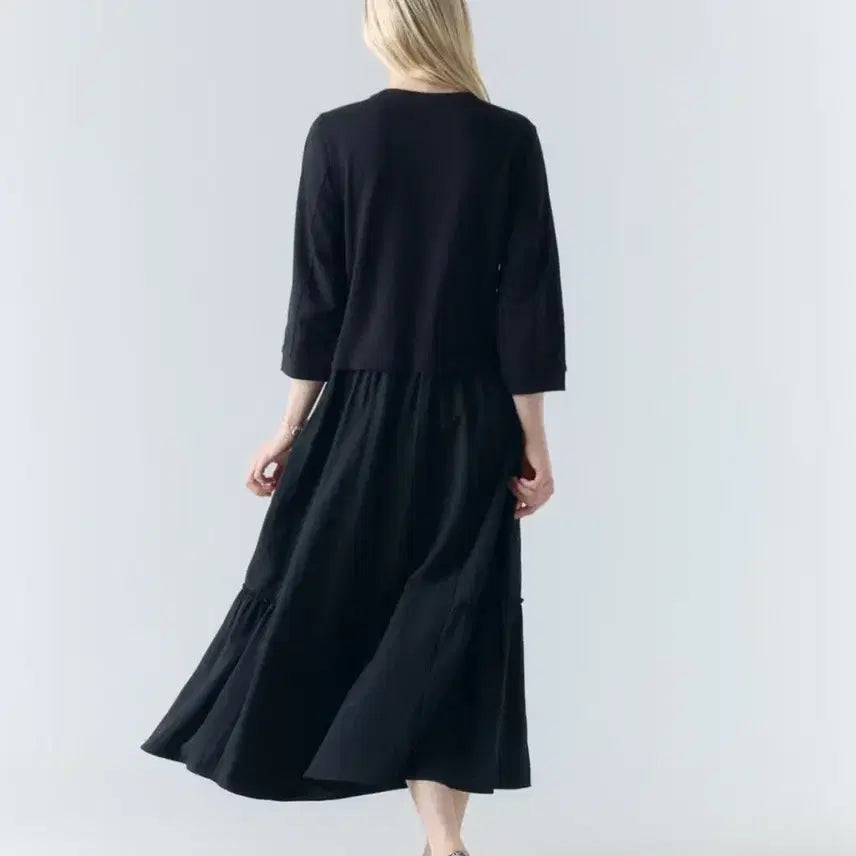 [BUNJANG] The Handmade Natural Shirred Sweat Dress (Black, Size 66) / [더핸드메이드] 내추럴 셔링 스웻 원피스 (블랙 66 사이즈)