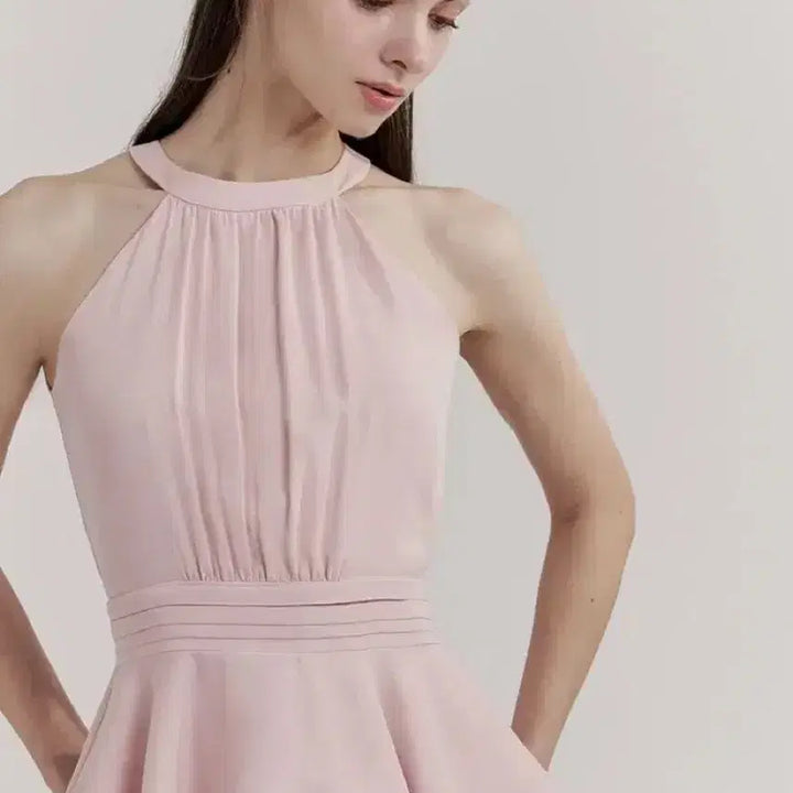 [BUNJANG] Grace You Isabelle Halterneck Blouse (Pink, M) / 그레이스유 이자벨 홀터넥 블라우스(핑크, M)