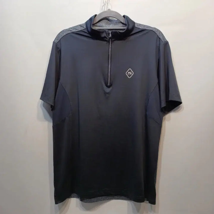 [BUNJANG] Unbranded Black Short-Sleeve Zip-Up T-Shirt / 반팔 집업 티셔츠 블랙95사이즈여름 64178