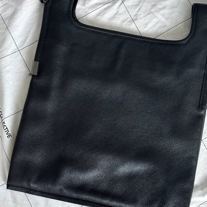 [SOLD OUT] 키코 코스타디노브 x AT.KOLLELTIVE Willebeek bag