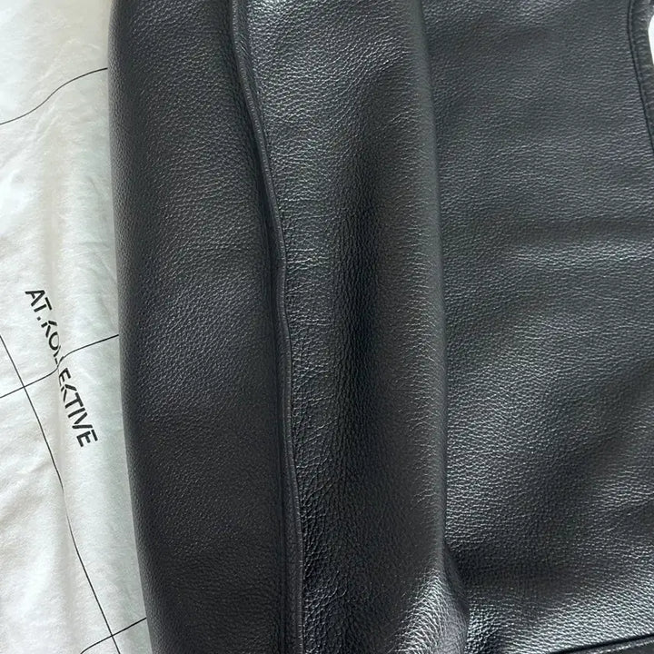 [SOLD OUT] 키코 코스타디노브 x AT.KOLLELTIVE Willebeek bag