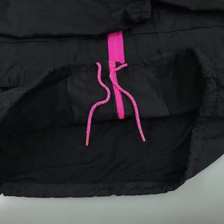 [BUNJANG] Nike Futura Logo Nylon Hooded Jacket / 나이키 블랙 퍼플 아이보리 배색 퓨추라로고 도트패턴 이너메쉬 나일론 후드