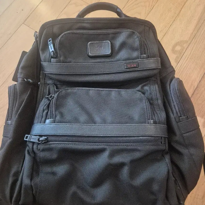 [BUNJANG] Tumi Alpha T-Pass Backpack / 투미 알파 T- PASS 백팩