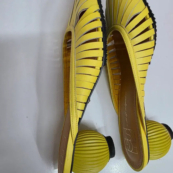 [BUNJANG] Egoist Slingback Yellow Slingback Shoes / 에고이스트 슬링백