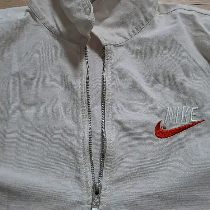 [SOLD OUT] 나이키 하프집업 반팔 티셔츠 화이트