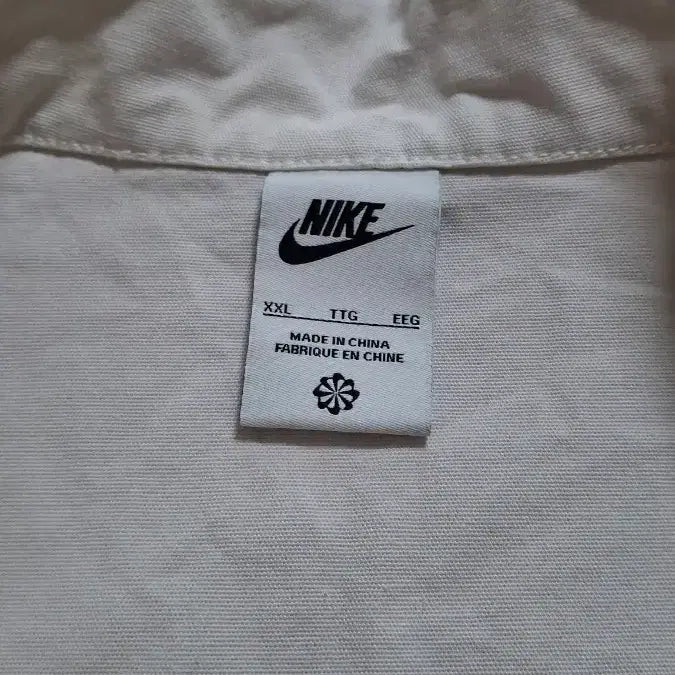 [SOLD OUT] 나이키 하프집업 반팔 티셔츠 화이트