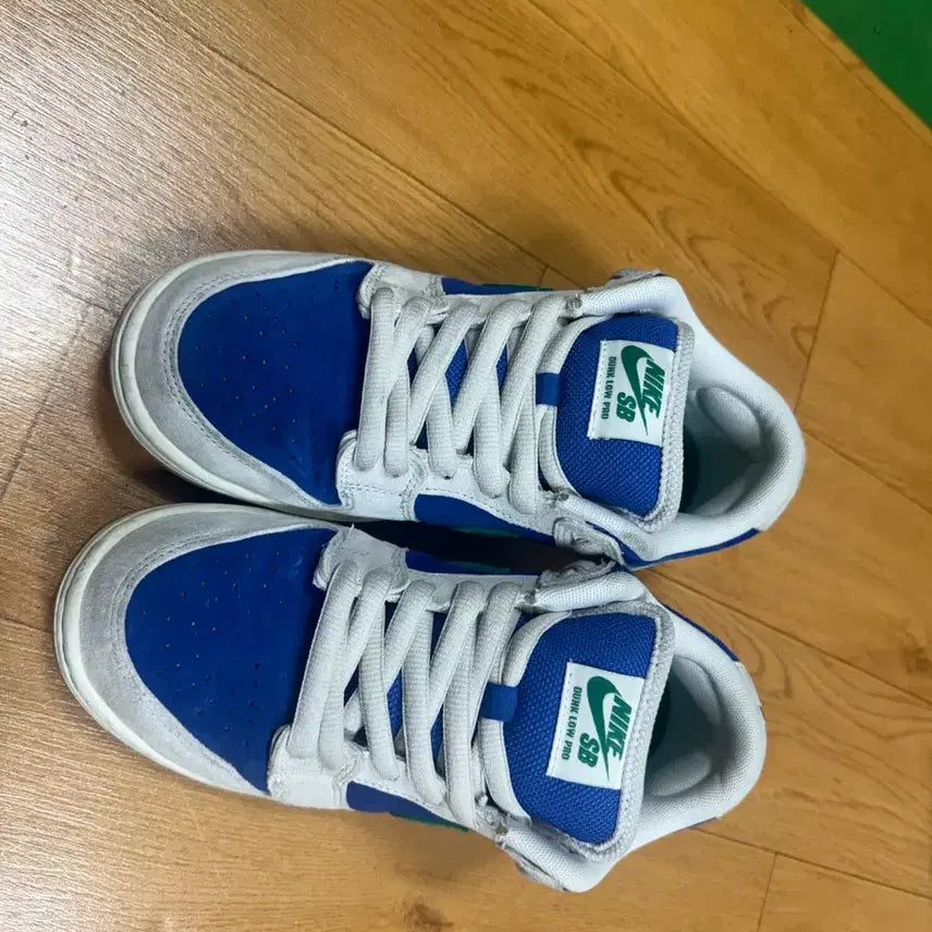 [SOLD OUT] 나이키 SB 덩크 로우 말라카이트/블루 240