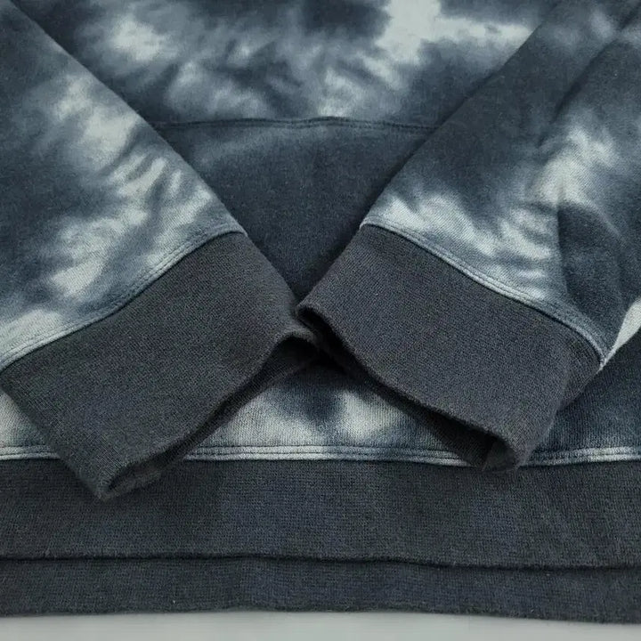 [BUNJANG] Champion Tie-dye Logo Hoodie / 챔피온 블랙 화이트 그레이 배색 타이다이 톤톤 로고 기모 코튼블렌드 후드