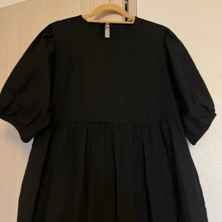 [SOLD OUT] F) 사랑스러운 블랙 퍼프소매 캉캉 롱 원피스