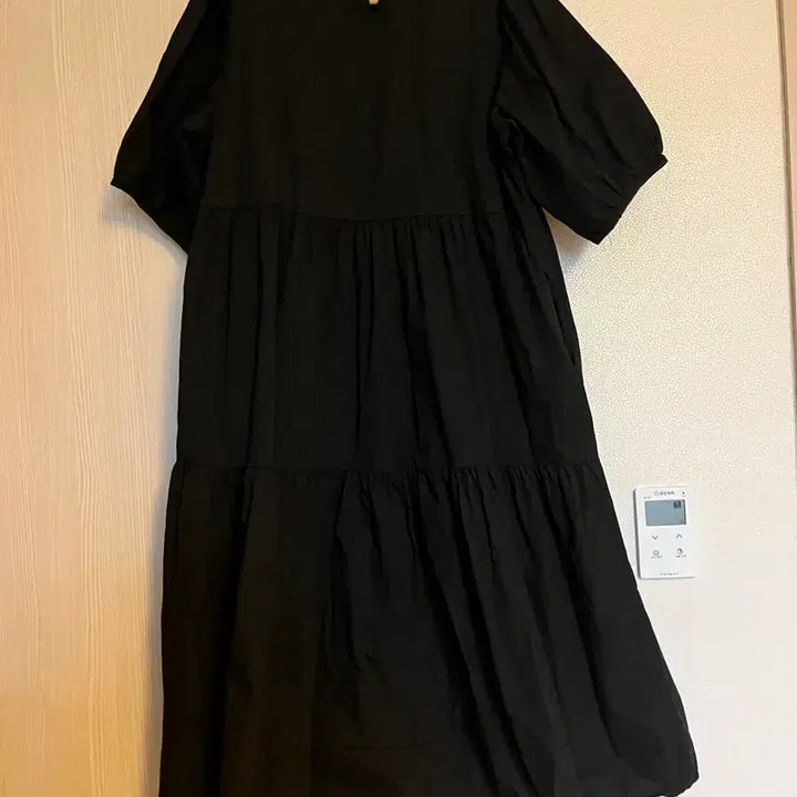 [SOLD OUT] F) 사랑스러운 블랙 퍼프소매 캉캉 롱 원피스
