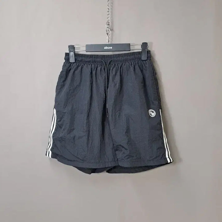 [BUNJANG] COMSONNOT Black Windbreaker Two-Line Shorts / COMSONNOT 바람막이 블랙 2선 반바지