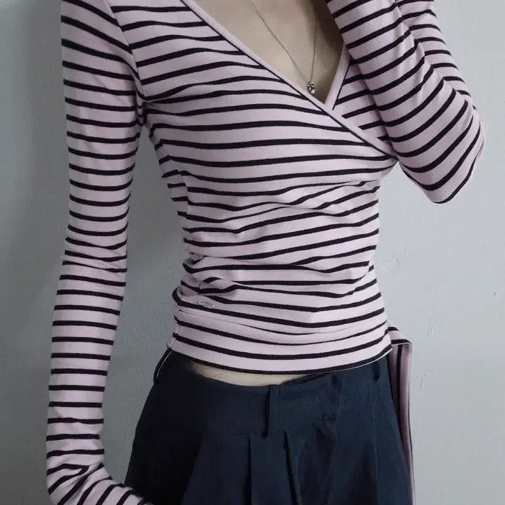 [SOLD OUT] 페일제이드 Striped Lap Ribbon T