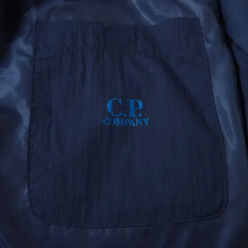 [BUNJANG] CP Company Goggle Hooded Padded Vest Navy / CP 씨피컴퍼니 고글 후드 패딩 조끼 네이비