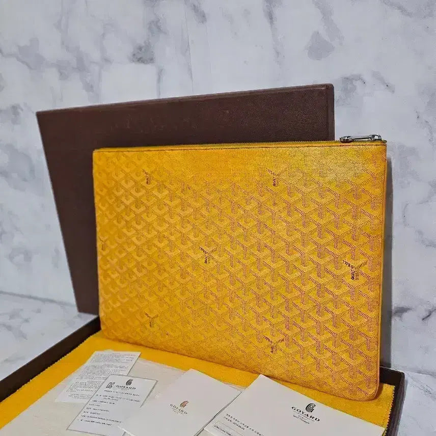 [SOLD OUT] 고야드 세나 클러치 GM 옐로우