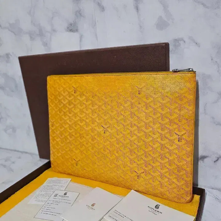 [SOLD OUT] 고야드 세나 클러치 GM 옐로우