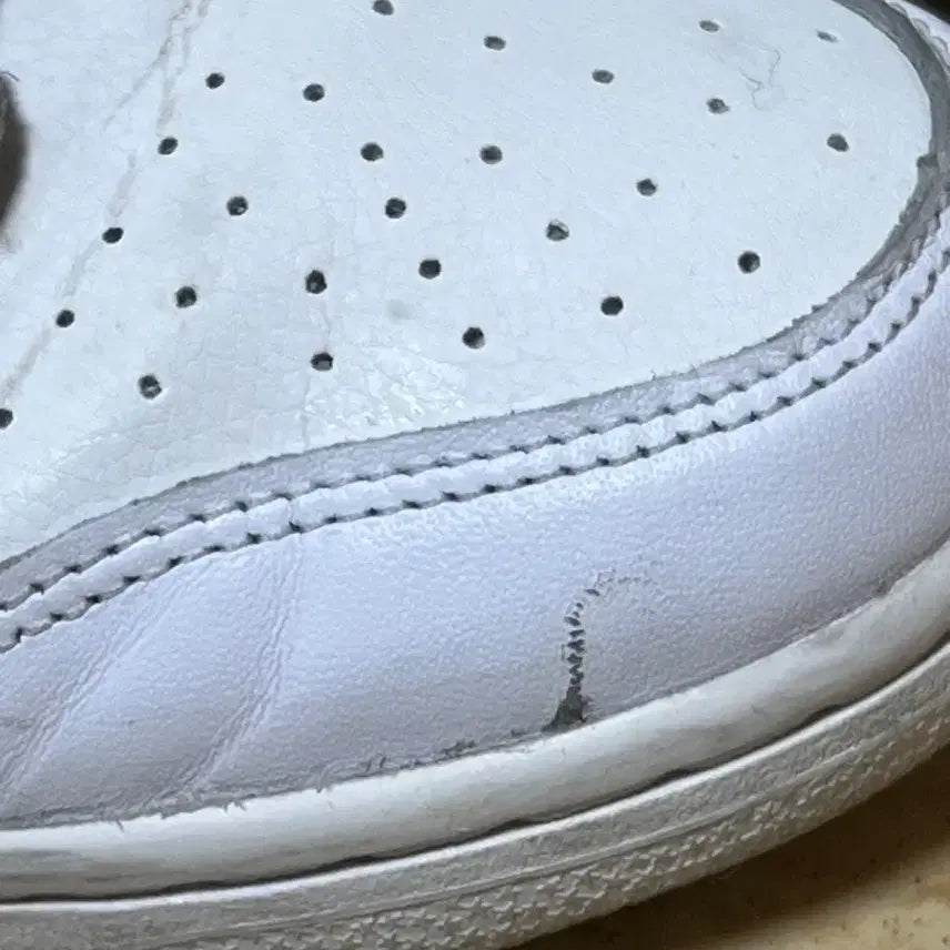 [BUNJANG] Nike Dunk Low Summit White 275 Sneakers / 나이키 덩크 로우 서밋 화이트 275