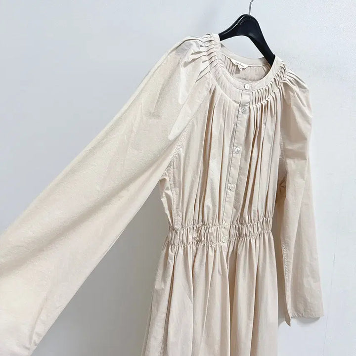 [SOLD OUT] 베네띠 바스락 핀턱 원피스
