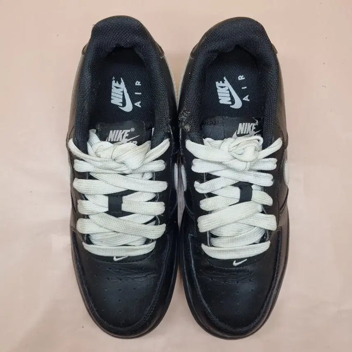 [BUNJANG] Nike Air Force 1 LV8 Sneakers 245 / 나이키 에어포스1 LV8 운동화245