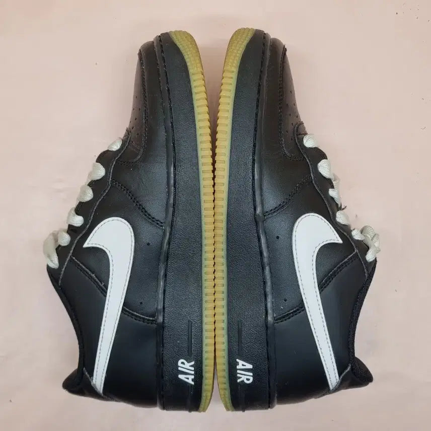 [BUNJANG] Nike Air Force 1 LV8 Sneakers 245 / 나이키 에어포스1 LV8 운동화245