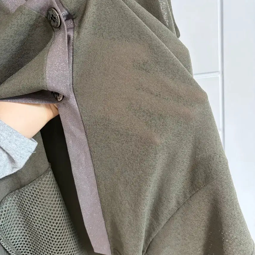 [BUNJANG] Vintage Khaki Knit Vest Cardigan / (일본 수입 빈티지)카키 니트 조끼 가디건 프릴 민소매 40
