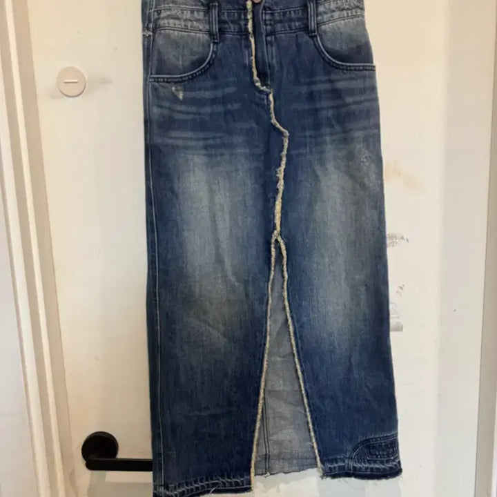 [BUNJANG] The Ilma Slit Denim Long Skirt / The ilma 더일마 슬릿 데님 롱스커트