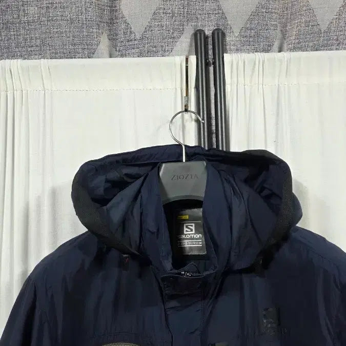 [BUNJANG] Salomon Windbreaker Jacket (Size 105) / 살로몬바람막이자켓(105)