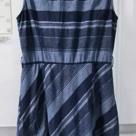 [BUNJANG] Tommy Hilfiger Striped Sleeveless Dress / 타미힐피거 스트라이프 민소매 원피스 2