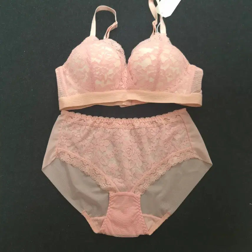 [BUNJANG] Victoria Studio Push-Up Mold Bra and Panty Set / 75B 빅토리아스튜디오 푸시업 몰드 브라팬티 3세트 / 25,000원