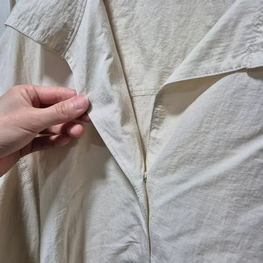 [BUNJANG] Day Beige Short Sleeve Blouse / (타임세일)(새상품)Day 베이지 반팔 블라우스