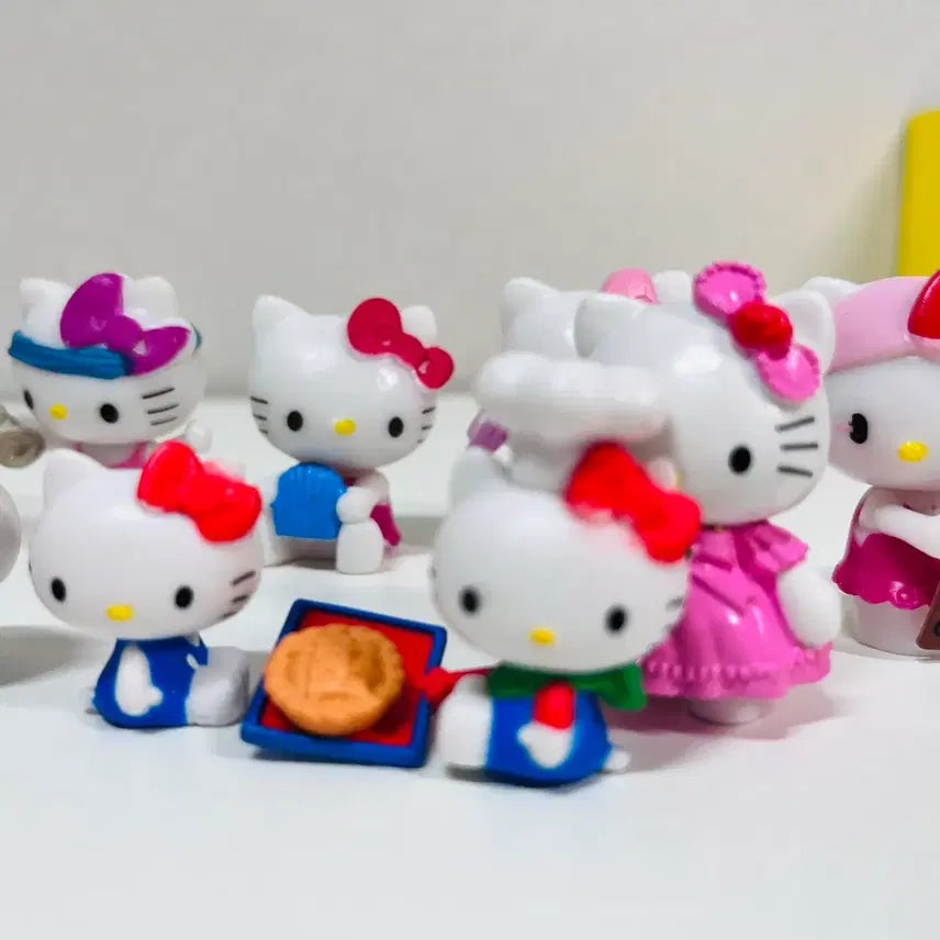 [BUNJANG] Kitty Figure Bundle Set / 키티 피규어 (공뎀 o / 일괄판매)