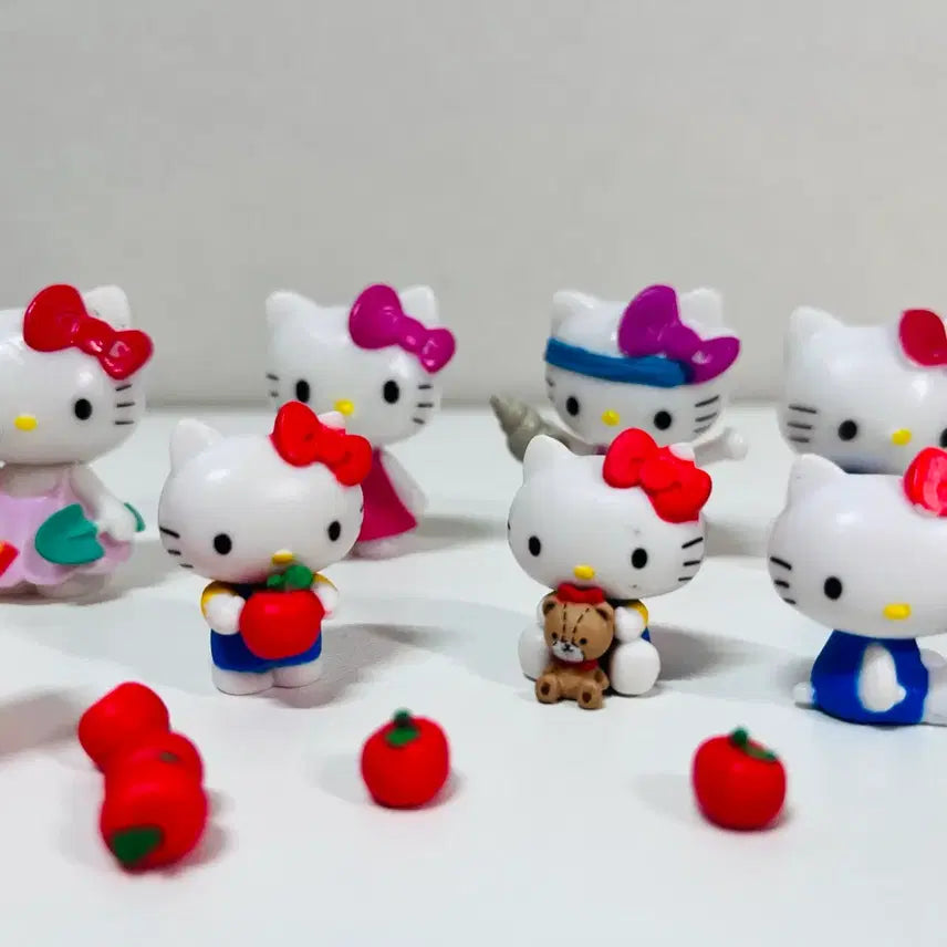 [BUNJANG] Kitty Figure Bundle Set / 키티 피규어 (공뎀 o / 일괄판매)