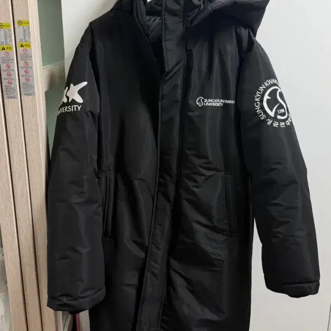 [SOLD OUT] [1번시착한 새제품무방] 성균관대 롱패딩 돕바 정가 9만9천원 SKKU